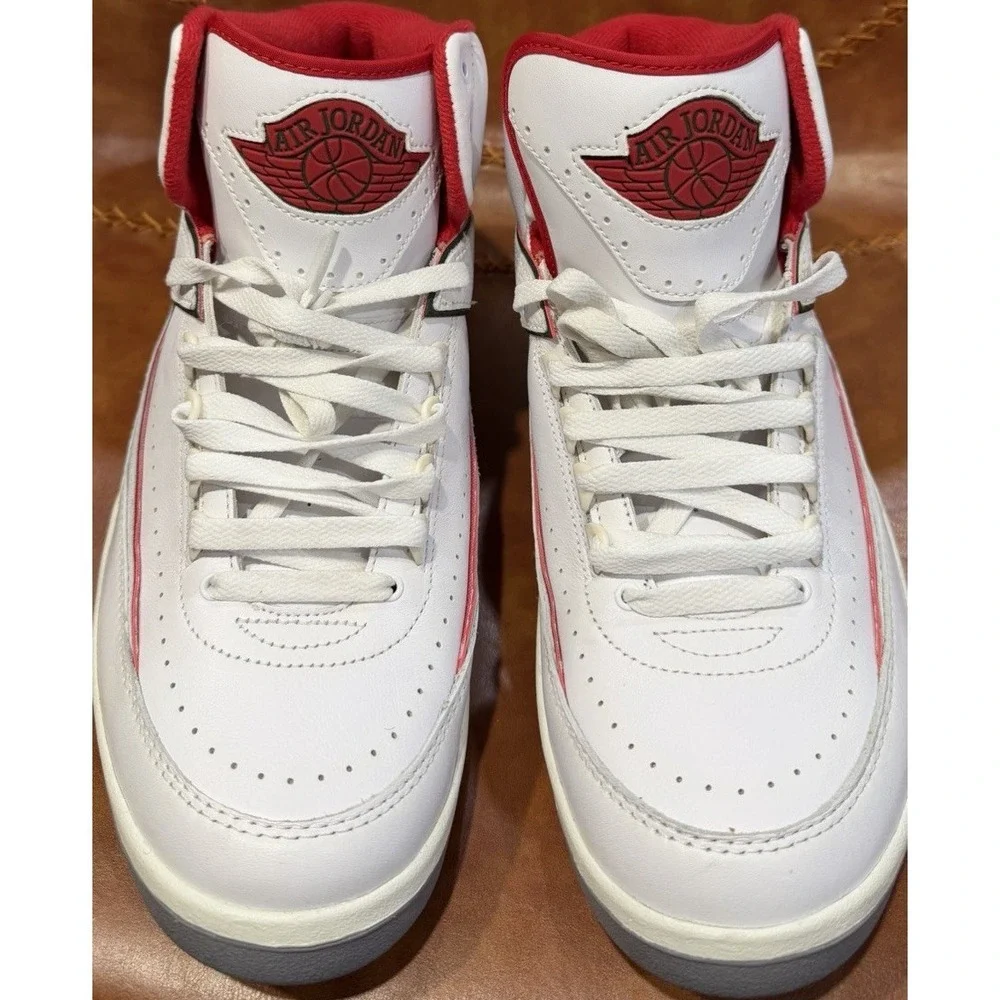 Jordan Air Jordan 2 White Red Green High Top Retro Leather Athletic Sneakers Nike Air Jordan 2 Retro White Red Green High Top Leather  main image 2